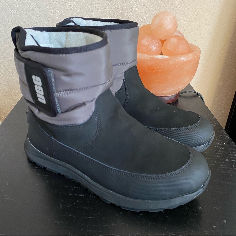 COPY - UGG Unisex Kids  TOTY WEATHER Snow Black  Boots Size 6
